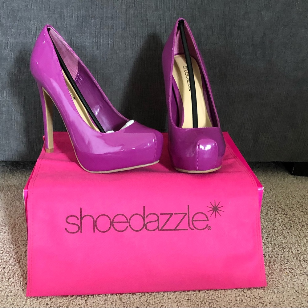 Purple pumps, shoedazzle, never been worn! Size 7